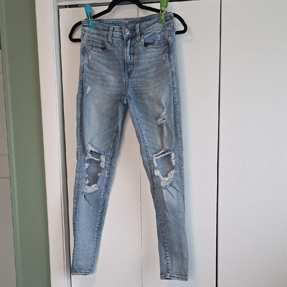 American Eagle Hi Rise Jegging Light Blue Distressed Jeans Size 6 Regular